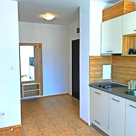 Apartment Mina In Tzarevo