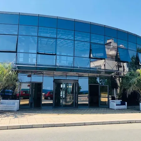 Mina In Tzarevo Tsarevo